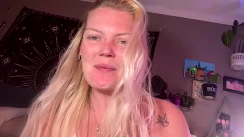 Snapshot of dickeddownsouth chatting on 20, 10, 2025 Beau online show from 20, 10, 2025