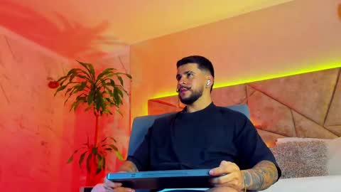 Snapshot of dickgriffith chatting on 29, 9, 2025 Dick Griffith online show from 29, 9, 2025