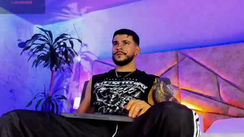 Snapshot of dickgriffith chatting on 6, 10, 2025 Dick Griffith online show from 6, 10, 2025