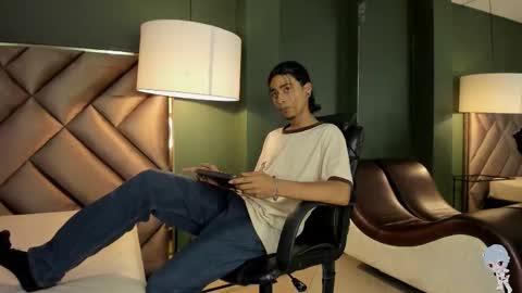 Snapshot of dickie_dicking chatting on 22, 11, 2025 dickie_dicking online show from 22, 11, 2025