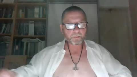 Snapshot of dierenfeld chatting on 25, 7, 2026 dierenfeld online show from 25, 7, 2026
