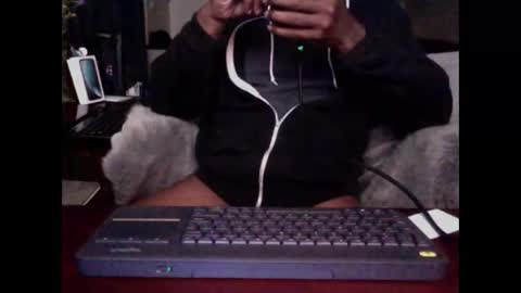 The Digital Pimp.... online show from 26, 11, 2025