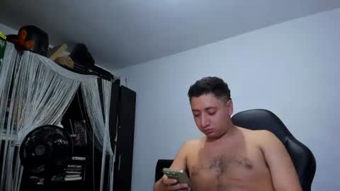 Snapshot of diiego_xxx chatting on 10, 7, 2026 diiego_xxx online show from 10, 7, 2026