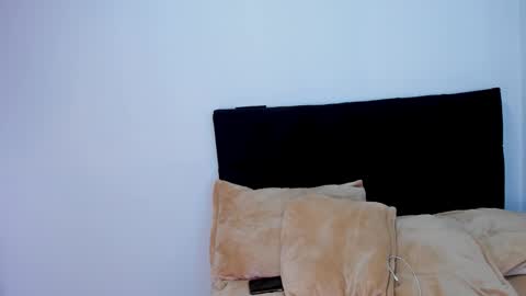 Dilan Coy online show from 3, 12, 2024