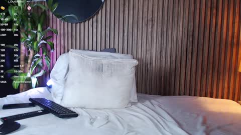 DilanJonnes online show from 5, 12, 2024