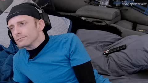 Dilldough405 online show from 8, 9, 2025