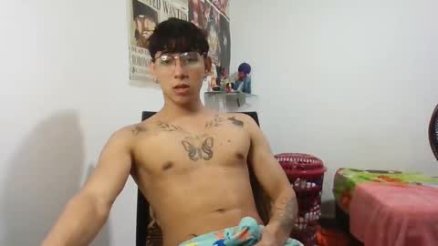 Snapshot of dillom420 chatting on 15, 1, 2025 dillom420 online show from 15, 1, 2025