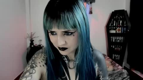Snapshot of dimmuanddarkness chatting on 17, 5, 2026 dimmuanddarkness online show from 17, 5, 2026