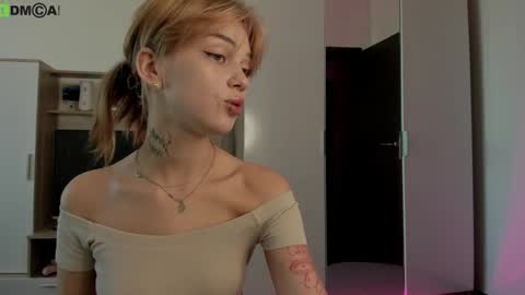 Dina online show from 8, 10, 2025