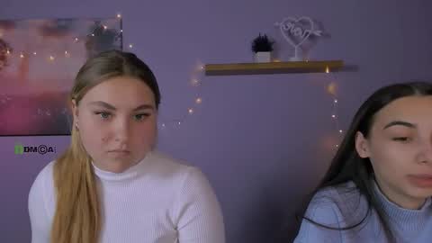 dina_bloom online show from 17, 12, 2025