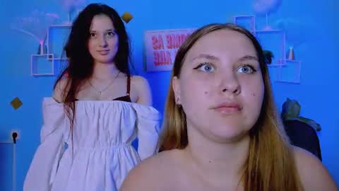 Snapshot of dina_bloom chatting on 14, 7, 2026 dina_bloom online show from 14, 7, 2026