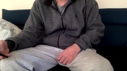 dinnerout1111 online show from 13, 1, 2025