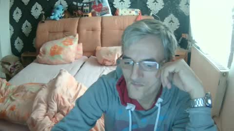 Snapshot of dirk6873 chatting on 10, 2, 2025 Adam Carla online show from 10, 2, 2025