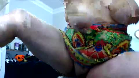 Daisy Wylde online show from 5, 10, 2025