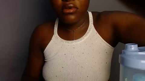 Snapshot of dirtydesirebabe chatting on 20, 11, 2025 dirtydesirebabe online show from 20, 11, 2025