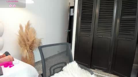 Snapshot of dirtygril chatting on 7, 11, 2025 Angelica online show from 7, 11, 2025