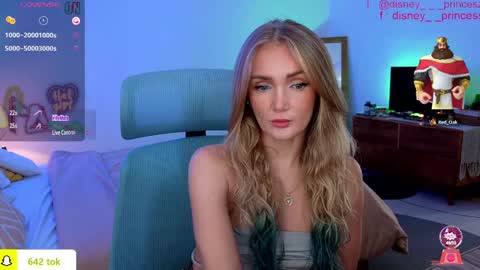 Snapshot of disney__princess chatting on 1, 5, 2026 JASMINE online show from 1, 5, 2026