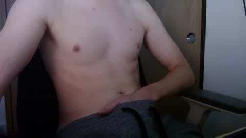 Snapshot of disorderlyslut chatting on 12, 10, 2025 disorderlyslut online show from 12, 10, 2025