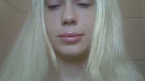 Snapshot of ditamilton chatting on 26, 4, 2026 DitaMilton online show from 26, 4, 2026