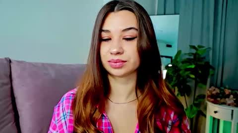 Snapshot of divetagrace chatting on 8, 2, 2026 Tia online show from 8, 2, 2026