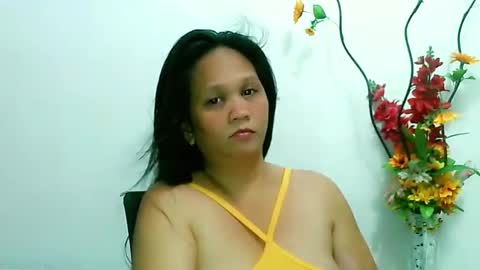 Snapshot of divinegrace10 chatting on 5, 1, 2025 Divine Grace Close To Your Hear online show from 5, 1, 2025