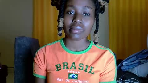 dixie_slutty12 online show from 25, 9, 2025