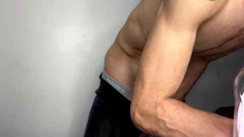 Snapshot of dixkzilla chatting on 9, 3, 2025 dixkzilla online show from 9, 3, 2025