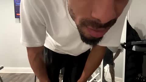 Snapshot of dixkzilla chatting on 24, 10, 2025 dixkzilla online show from 24, 10, 2025