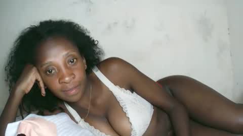 Snapshot of djamellah chatting on 10, 4, 2026 djamellah online show from 10, 4, 2026
