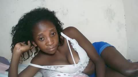 Snapshot of djamellah chatting on 27, 4, 2026 djamellah online show from 27, 4, 2026