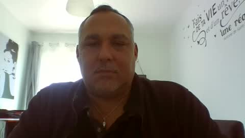 djeauzy77 online show from 16, 4, 2026