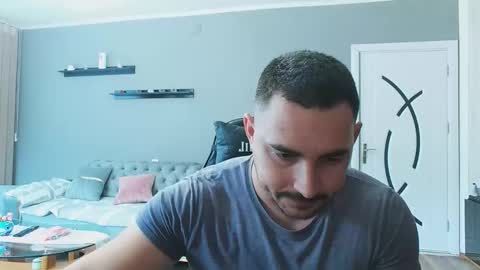 STR8 BOYv online show from 9, 10, 2025