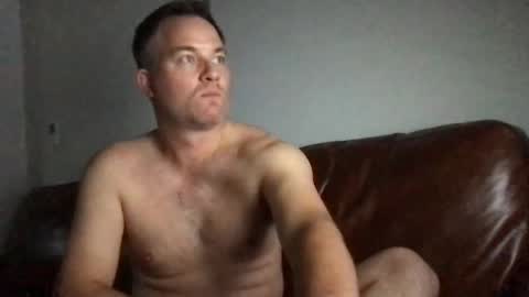 TriflinYoBitch online show from 17, 10, 2025