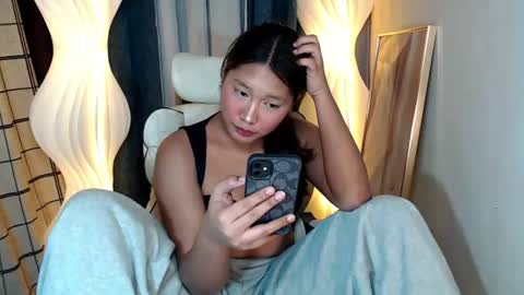 Snapshot of dnyella_ chatting on 29, 7, 2026 Daniella online show from 29, 7, 2026