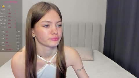 Polly and Kiriko online show from 2, 12, 2025