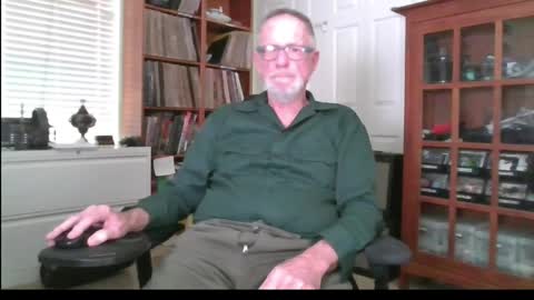 Snapshot of doctorfine4 chatting on 1, 4, 2026 Doctor Fine online show from 1, 4, 2026