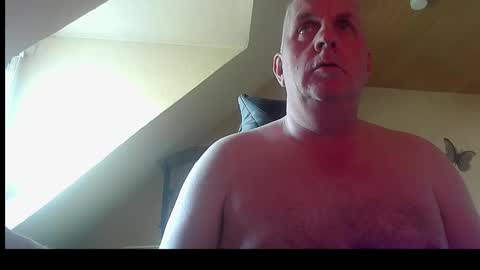 doggy2629 online show from 15, 3, 2026