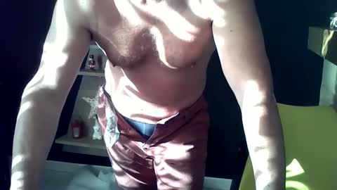 Snapshot of doggydaddi chatting on 16, 12, 2024 Alex online show from 16, 12, 2024