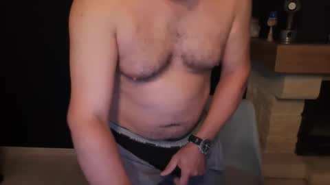 Snapshot of doggydaddi chatting on 13, 10, 2025 Alex online show from 13, 10, 2025