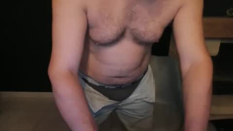 Snapshot of doggydaddi chatting on 20, 10, 2025 Alex online show from 20, 10, 2025