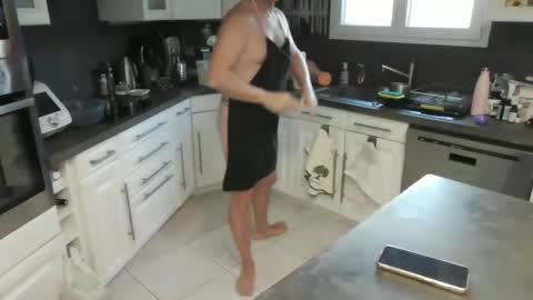 Snapshot of doggydaddi chatting on 3, 11, 2025 Alex online show from 3, 11, 2025