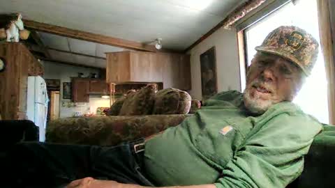 Snapshot of doingmyself69 chatting on 23, 9, 2025 doingmyself69 online show from 23, 9, 2025