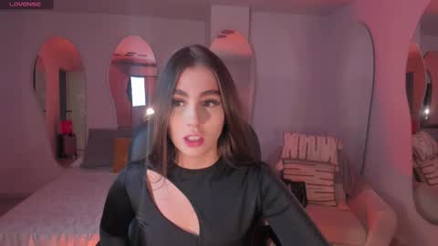 Snapshot of dolcieelliot chatting on 18, 2, 2025 Dolcie online show from 18, 2, 2025