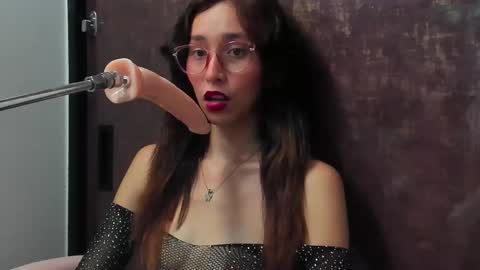 Bella  online show from 23, 2, 2025