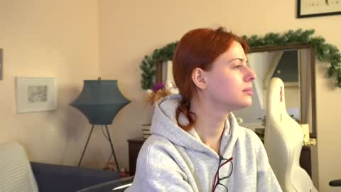 Your doll Lesli online show from 15, 1, 2025