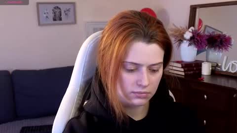 Your doll Lesli online show from 25, 2, 2025