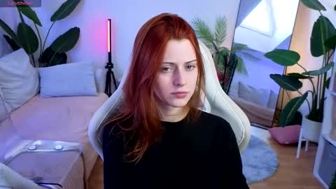 Your doll Lesli online show from 8, 11, 2025