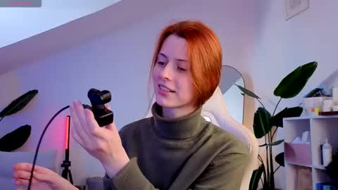 Your doll Lesli online show from 24, 11, 2025