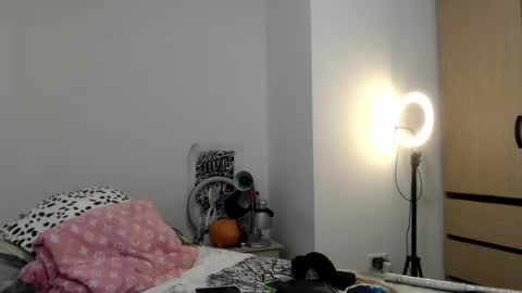 Snapshot of doll_sary chatting on 21, 7, 2026 Catherine XXX online show from 21, 7, 2026
