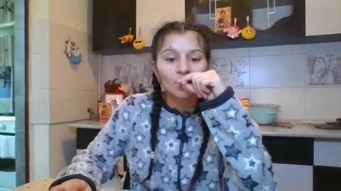 Snapshot of doll_stylish_ chatting on 12, 2, 2025 dol online show from 12, 2, 2025